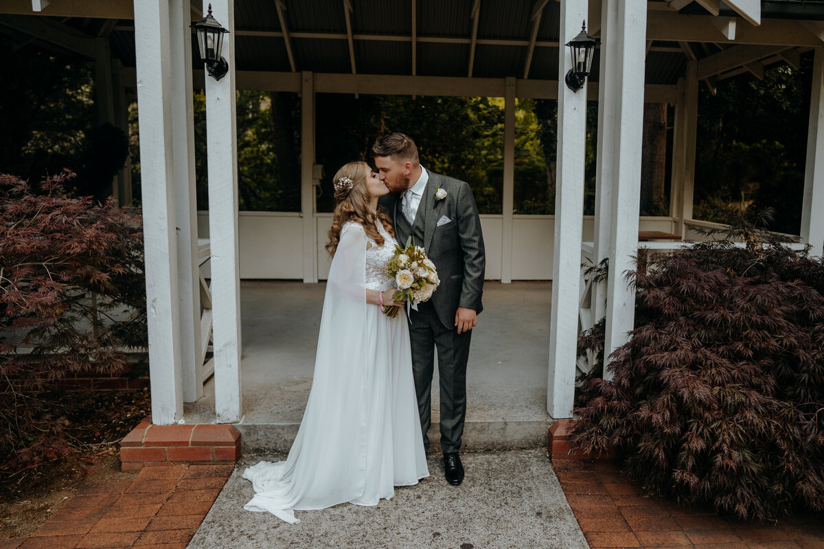Marybrooke Manor wedding photos by Jake Grinde