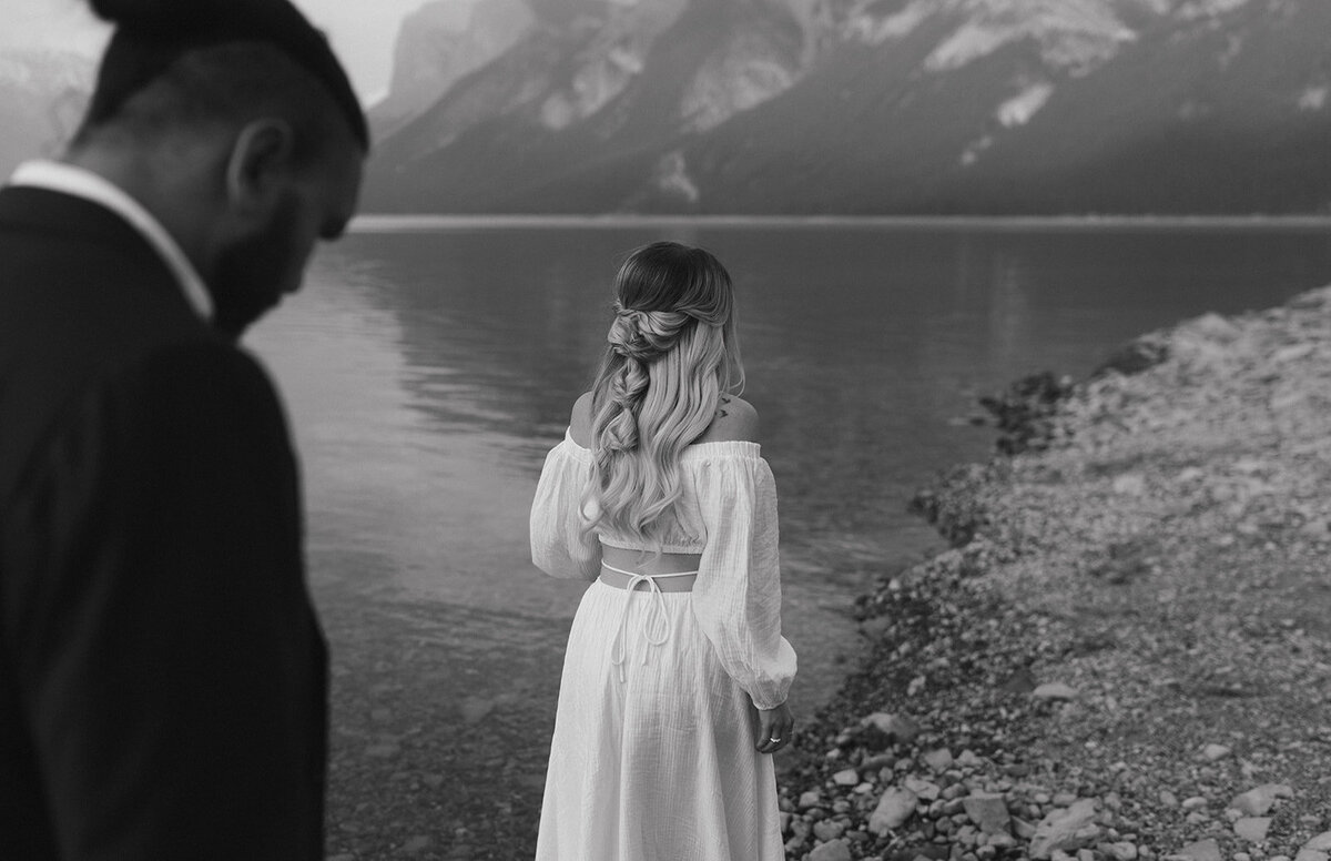 banff-elopement-wedding-photographer-lake-louise-alberta-taylor-dawning-photography-167
