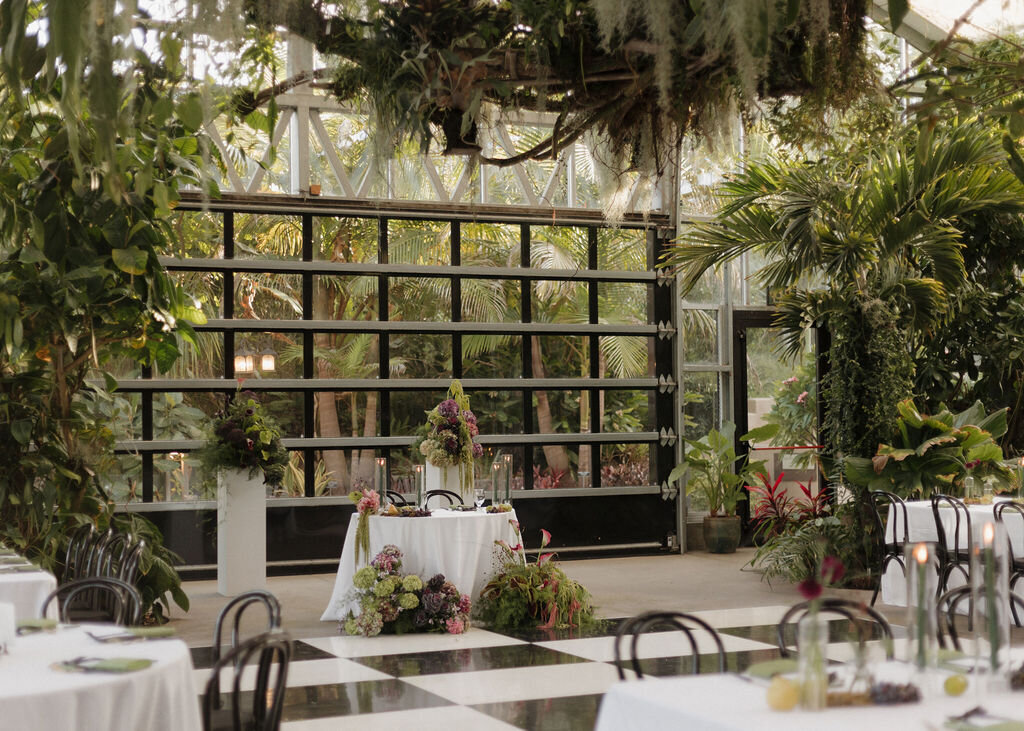 meagan-hilss-events-dance-floor-setup