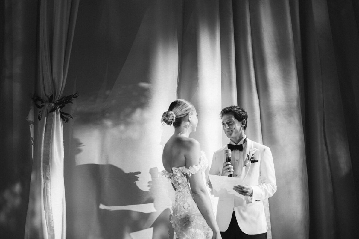 Four-Seasons-Toronto-Luxury-Wedding-Photographer-Raphaelle-Granger-49