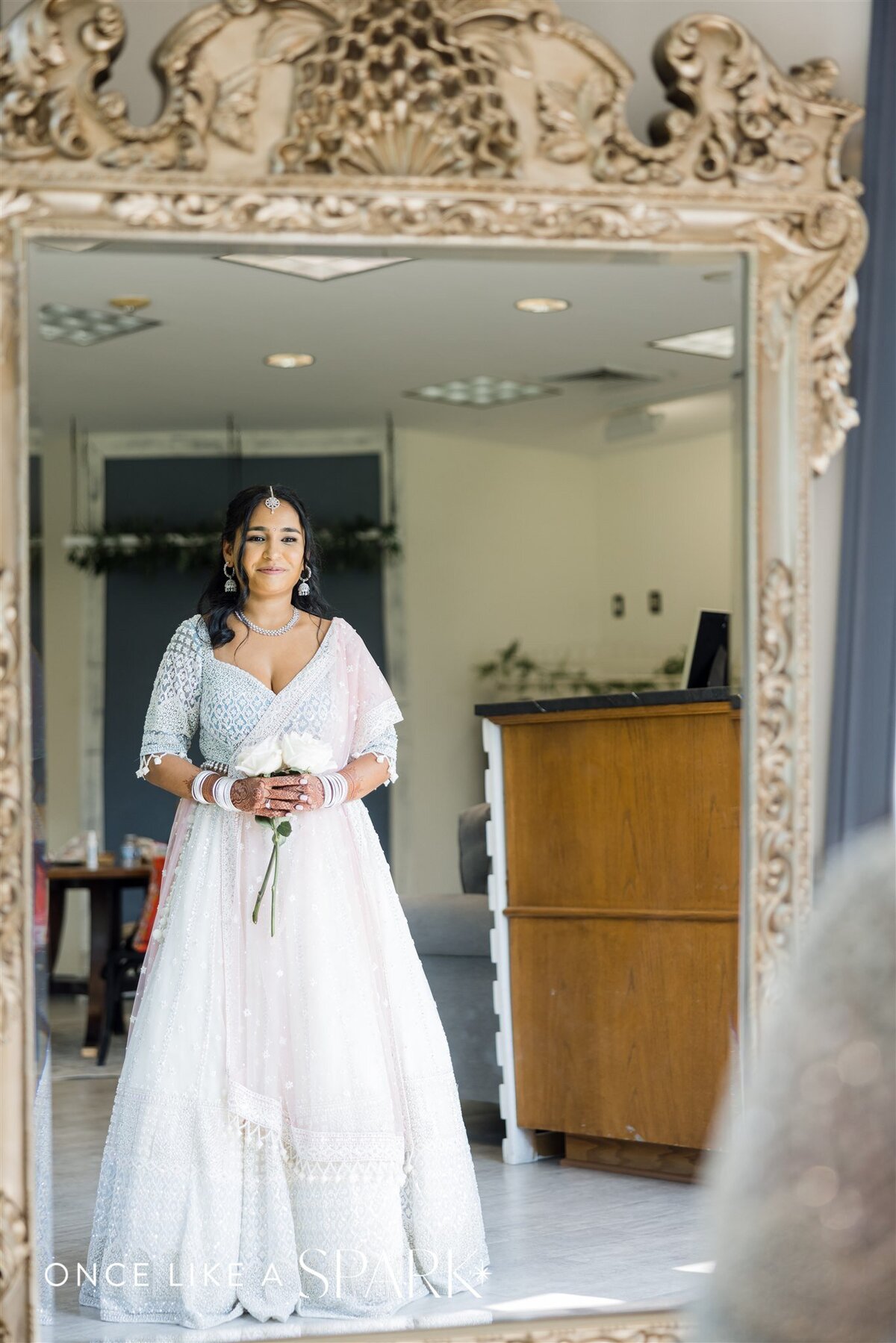 9809936691.jpg_m1.jpg_exif1