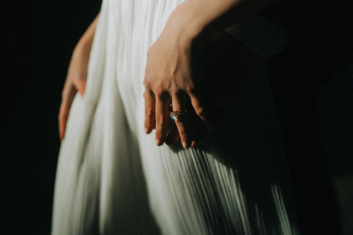Elopement Photography - NYC - Brooklyn - Subway-001