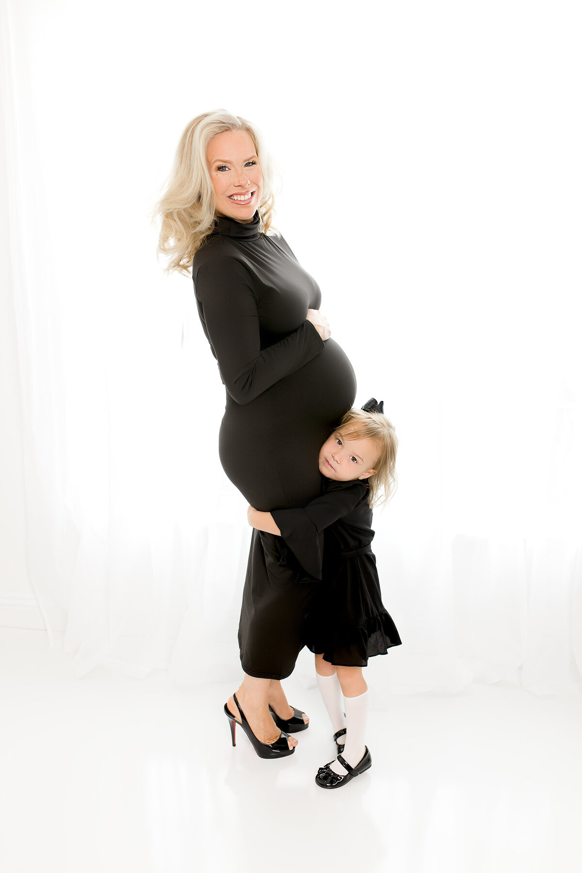 Jenny Havens Photography Dallas Texas Newborn Photographer Studio Motherhood Family Baby Custom Heirloom Imagery Light Airy Luxury JHP 09.17.22 30 WEB
