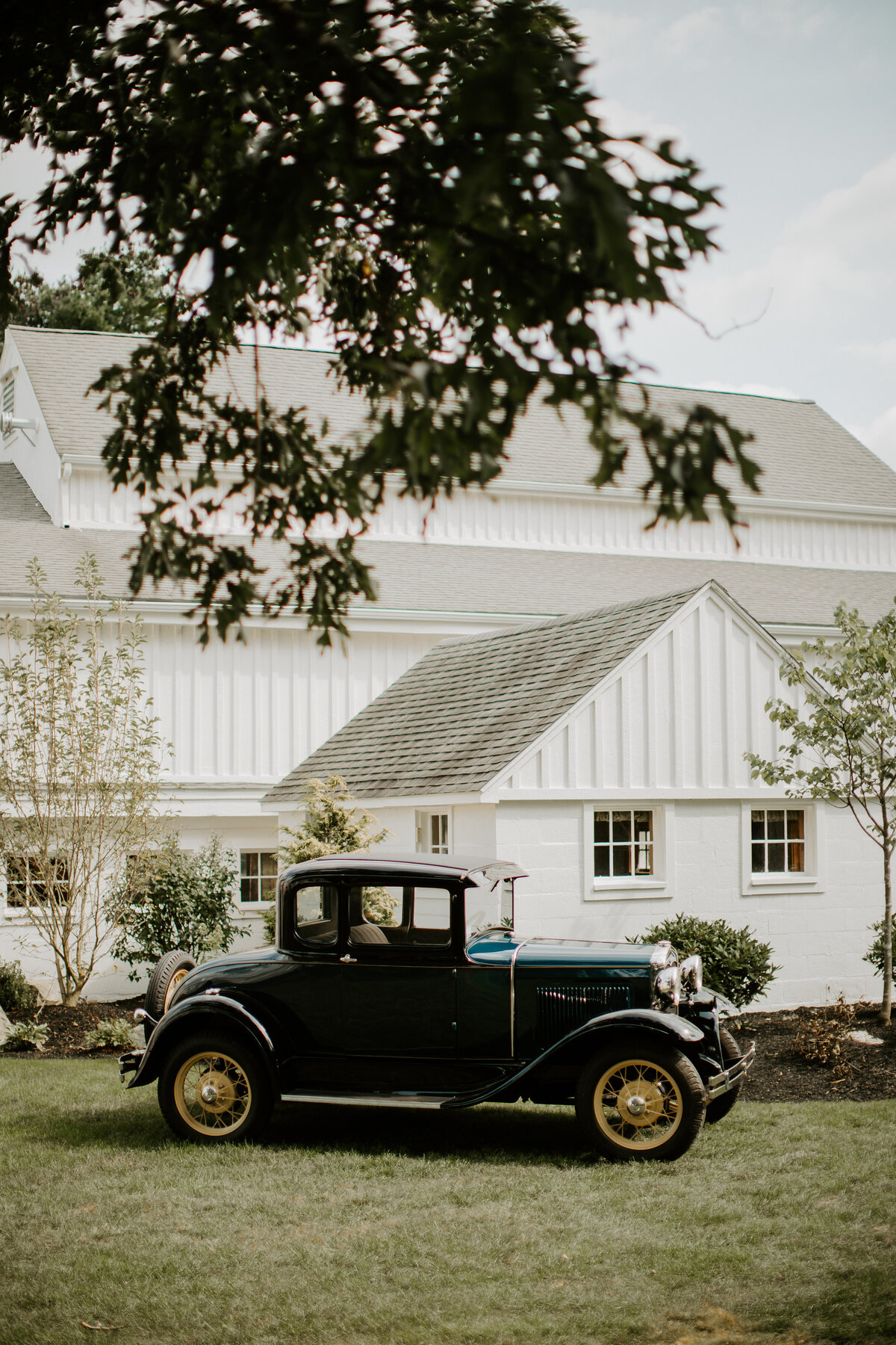 Liam-Victoria-Little Flower Farm-Hopkinton-MA-42