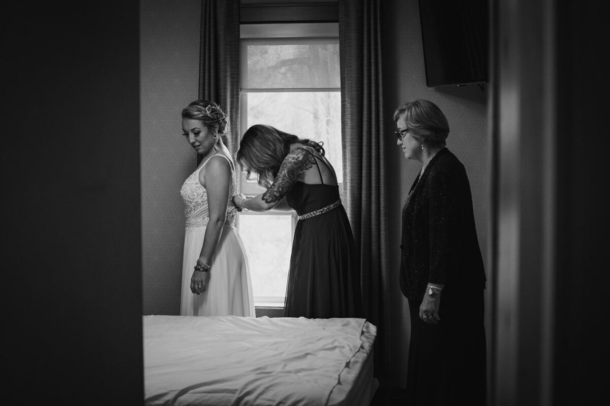 black and white bridal photography