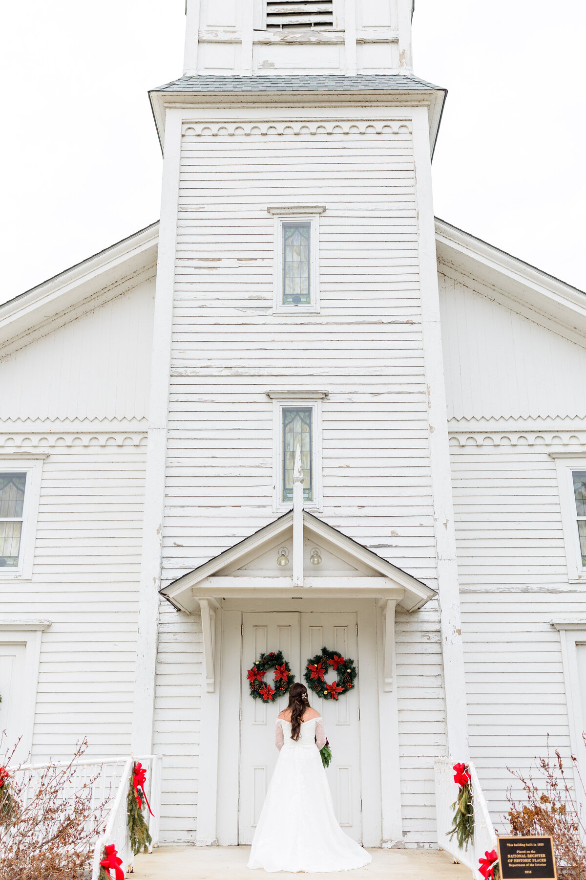 fairytale-christmas-wedding-at-the-chapel-on-the-green-46