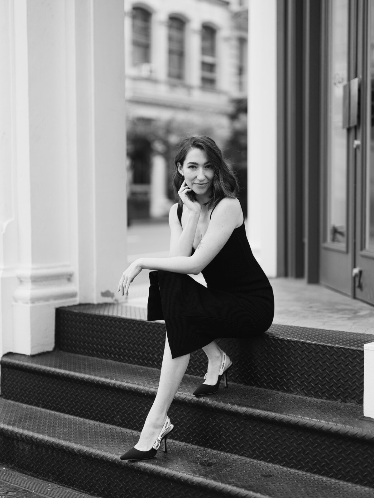 nycengagement-sohoengagementsession-fineartweddingphotographer-felixfeyginphotography-016