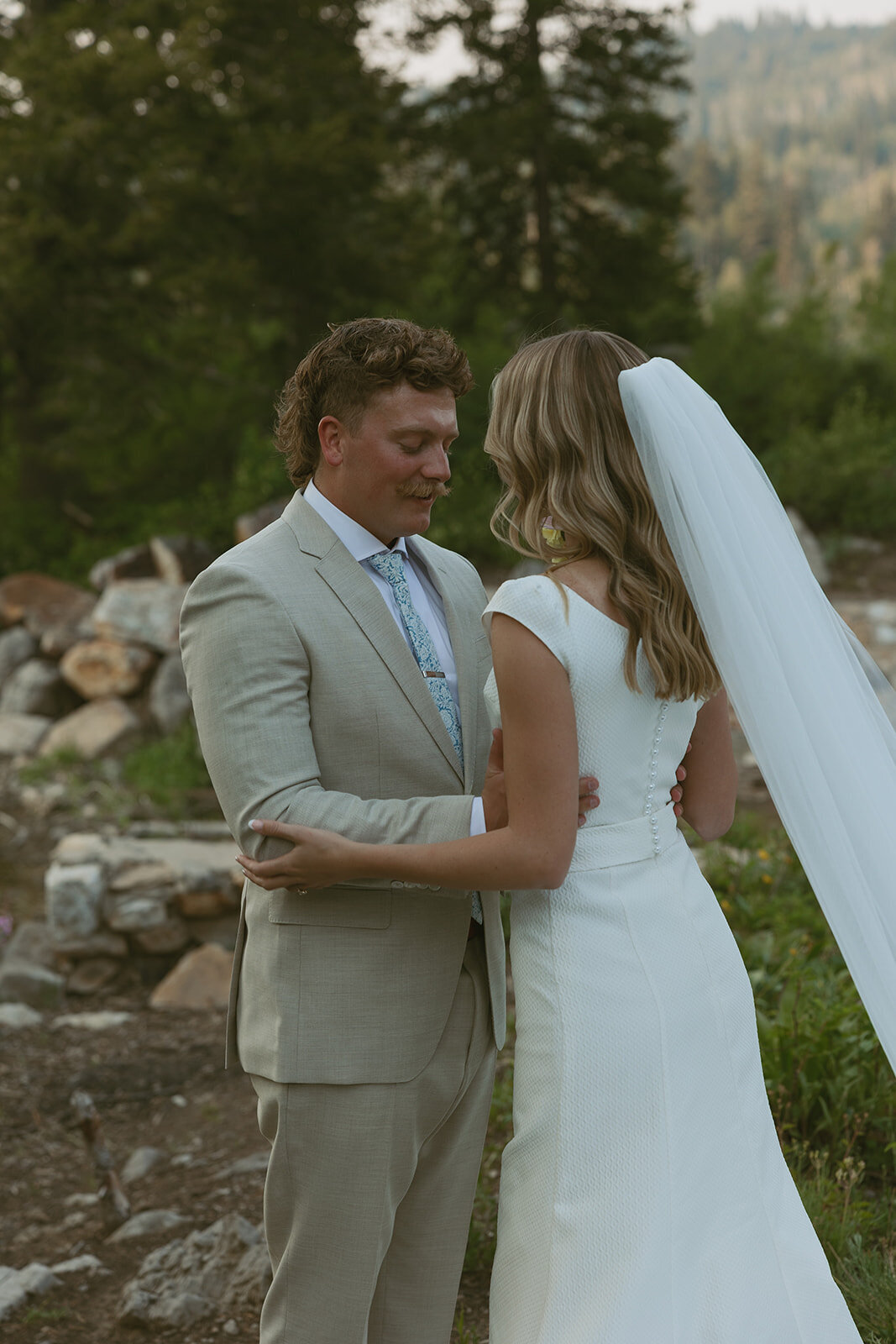 utah-wedding-photographer-tony-grove-elopement-documentary-photography-tanya-davids-photo-27