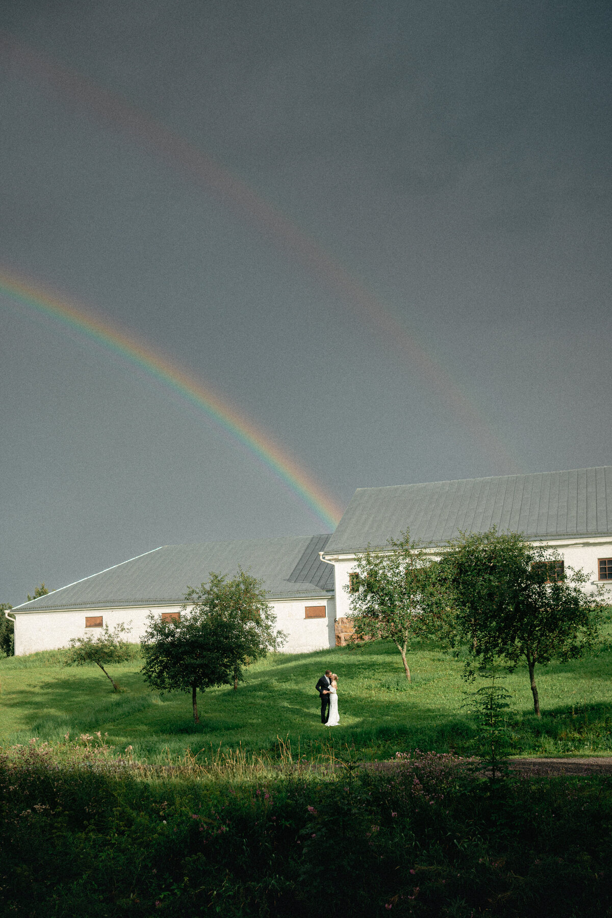 pyry-kantonen-060-wedding-photography-rainbow