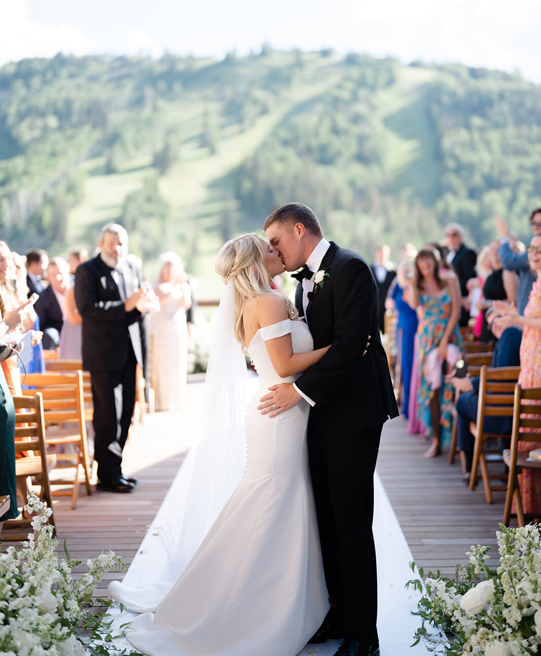 stein-eriksen-lodge-july-summer-park-city-mountain-wedding-pepper-nix-2212-1511