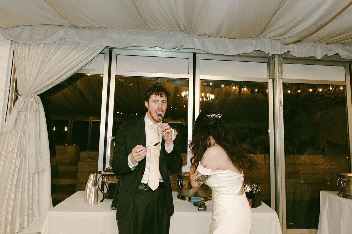 Lindsey&AlexWeddingPhotos_Film_AustinWeddingPhotographer_HereafterFilms_-101