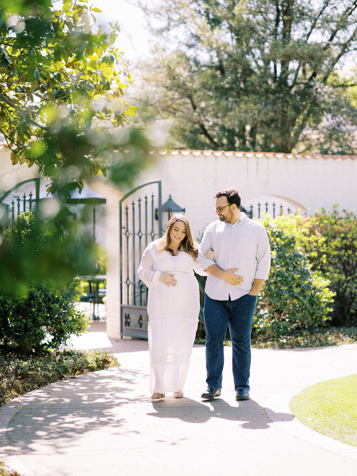 13 Dallas Arboretum Maternity Family Session Kate Panza Photography Kim and Nic