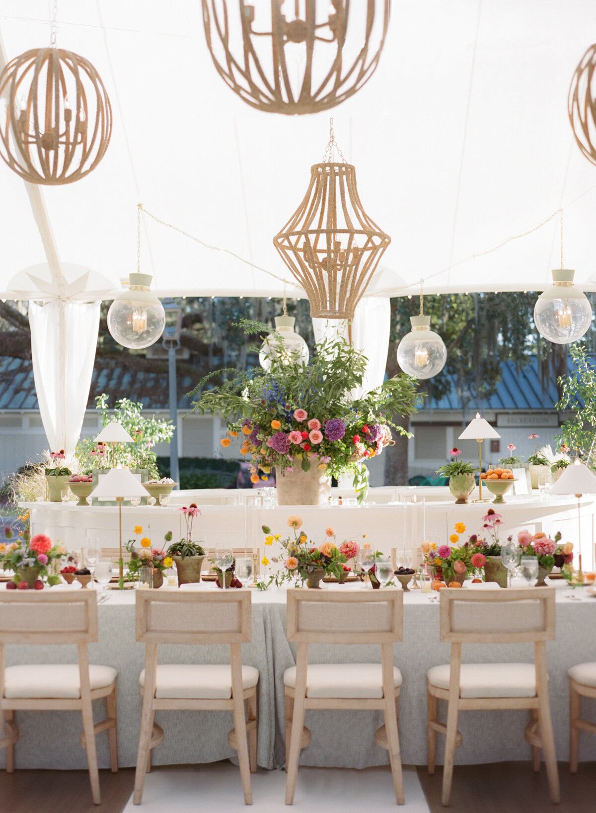 hilton-head-bluffton-wedding-planner-kg-events-design-luxury-destination-weddings-private-events-corporate-events-south-carolina-event-designer-montage-palmetto-bluff-outdoor-tented-wedding-reception-sperry-sailcloth-tent-2jpeg6
