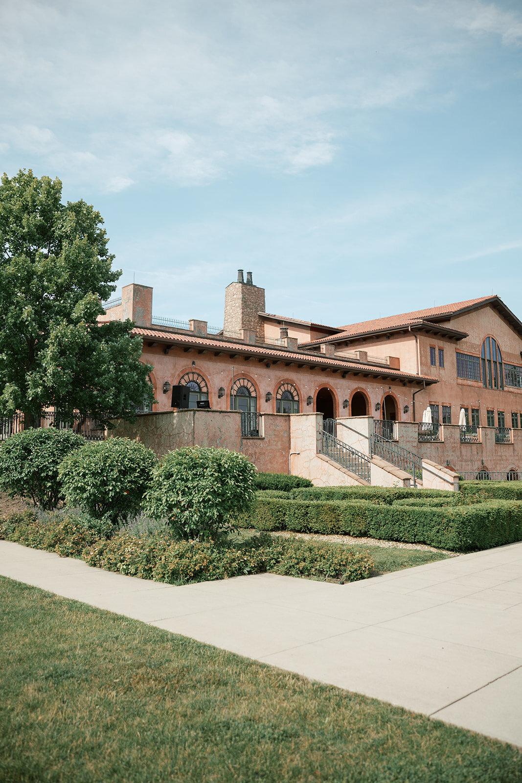 Club-at-Corazon-Wedding-ColumbusOhio-JNBroski-OliviaCasey039