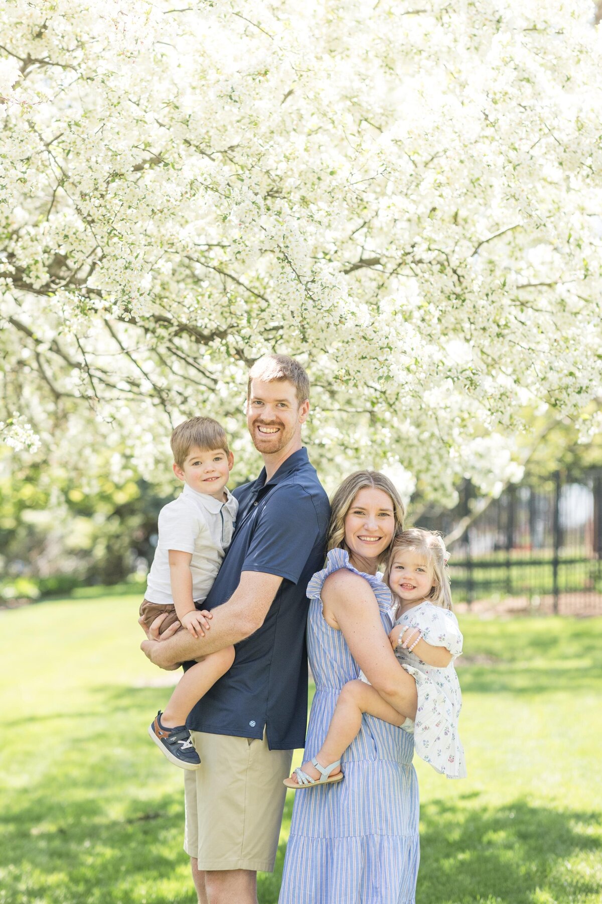 LecherFamily_Spring2024-11
