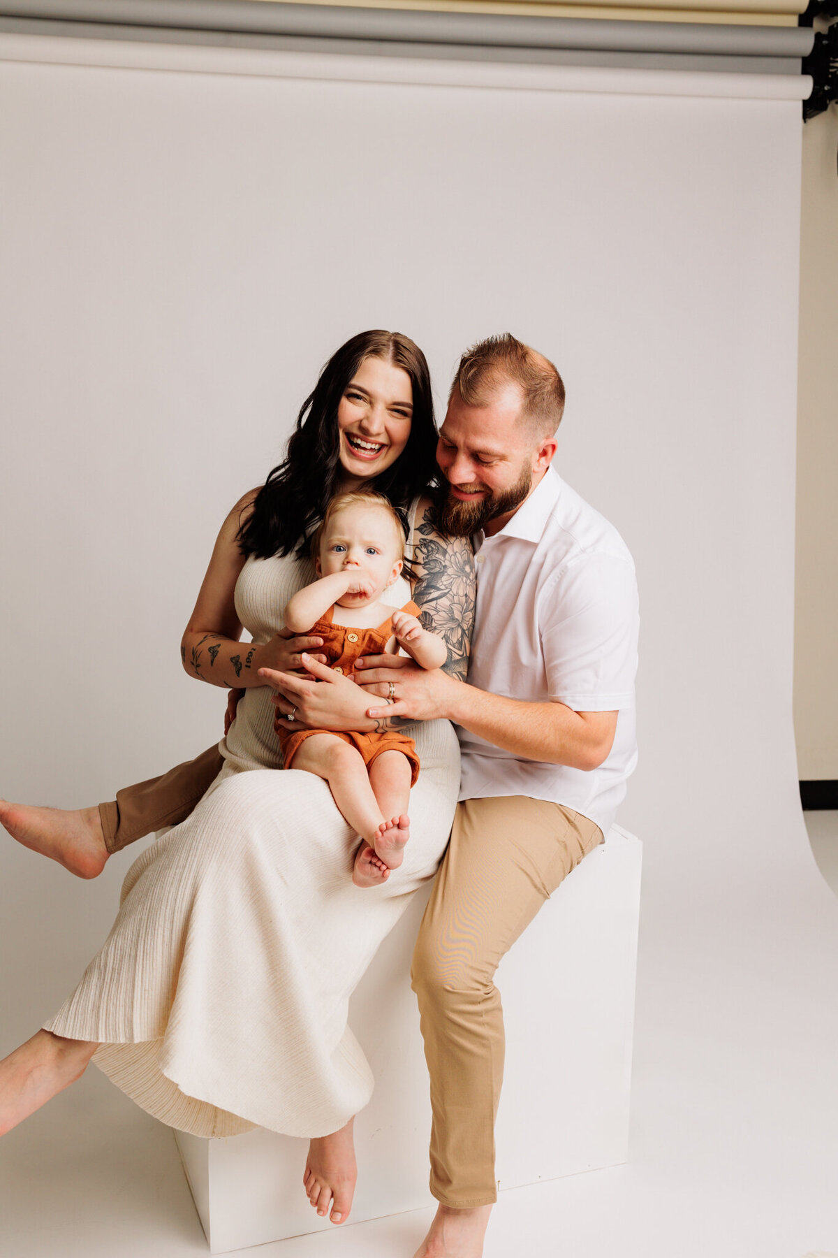 NWA family photographer, Northwest Arkansas best family photography, family portraits near me, professional family photos, family photography packages