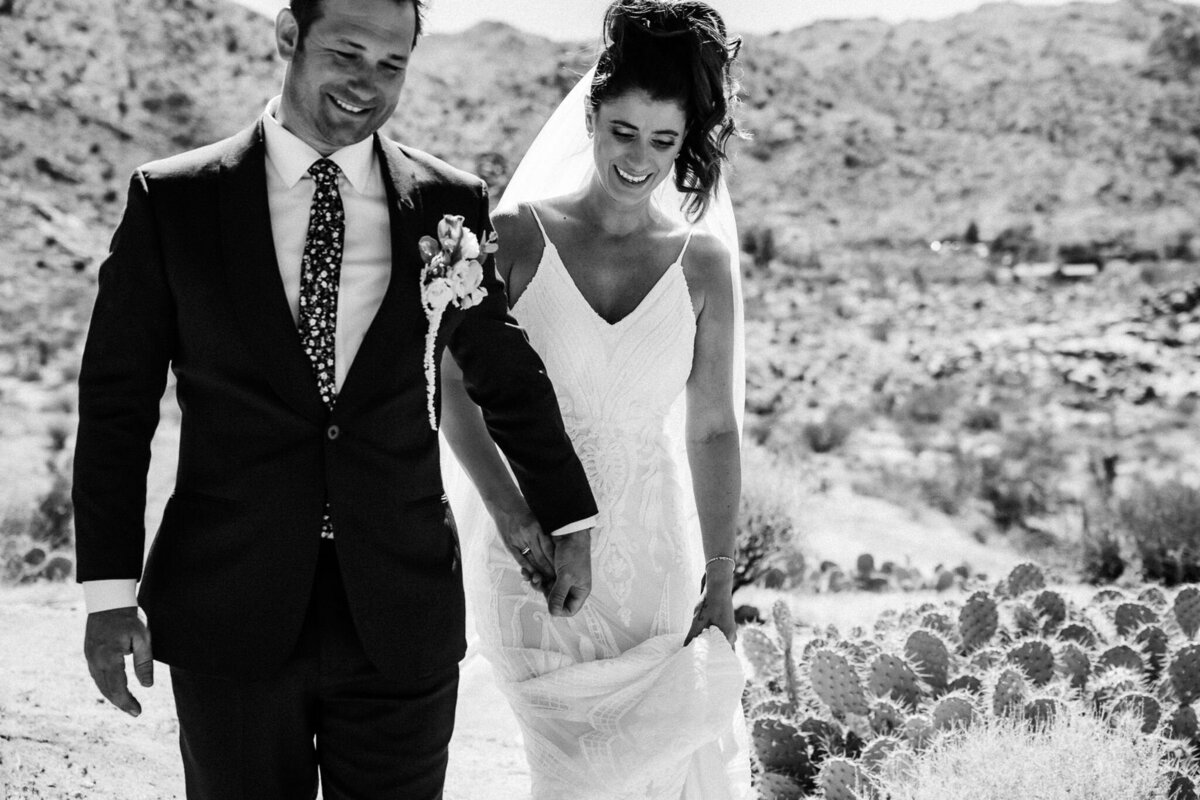 ArcherInspiredPhotography-MelissaandLesterWedding-SacredSandsJoshuaTree-CouplePortraits-39