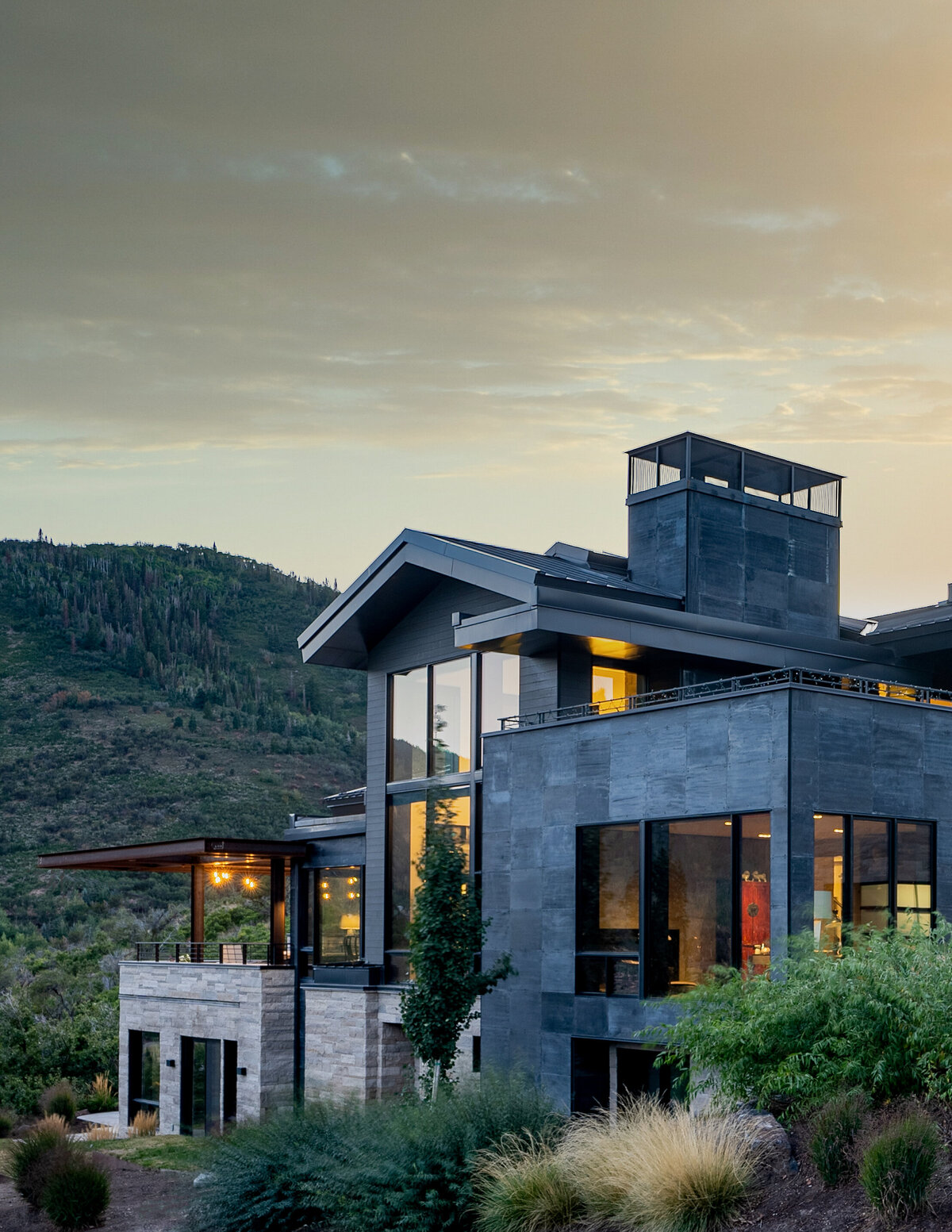 Mountain-Modern-Retreat-45