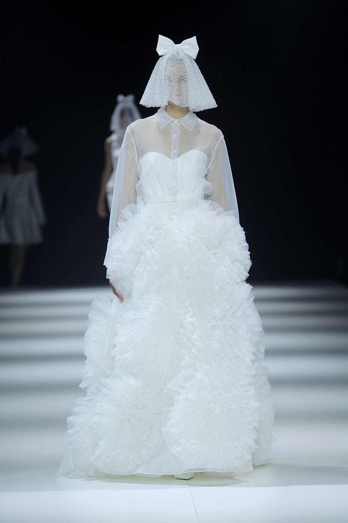 Viktor & Rolf Mariage Barcelona Bridal Fashion Week runway 2022