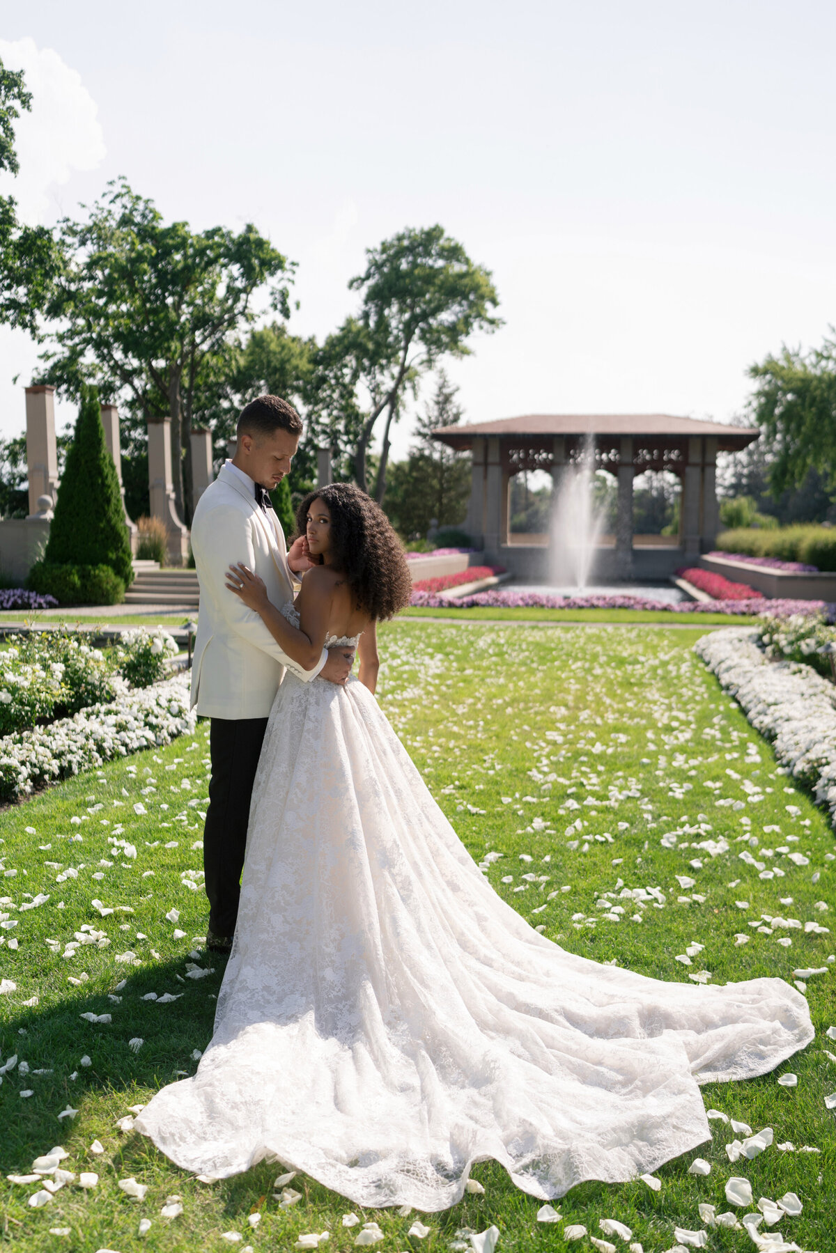 Berlez-Chicago-Wedding-Photographer-samantha-li-bridal-Eve-of-Milady-Armour-House-Editorial-181