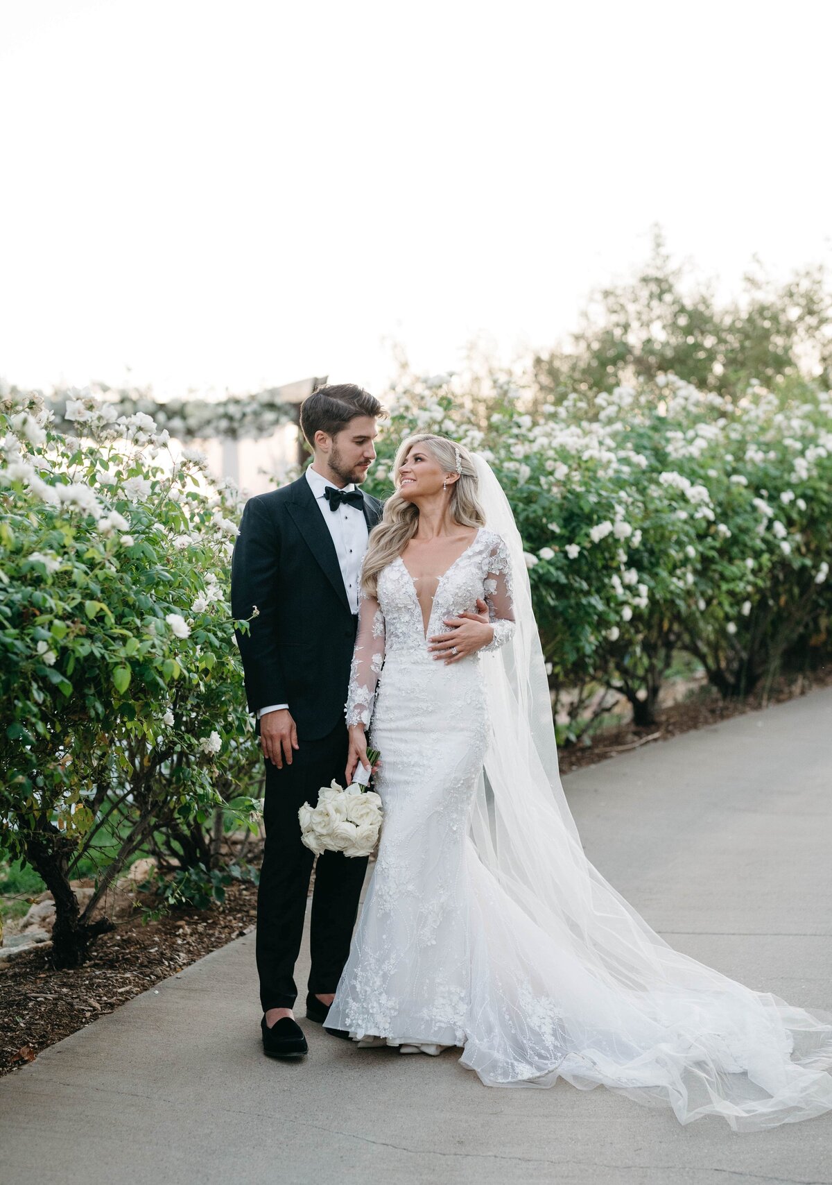 Serendipity Oak Glen Wedding-37-min