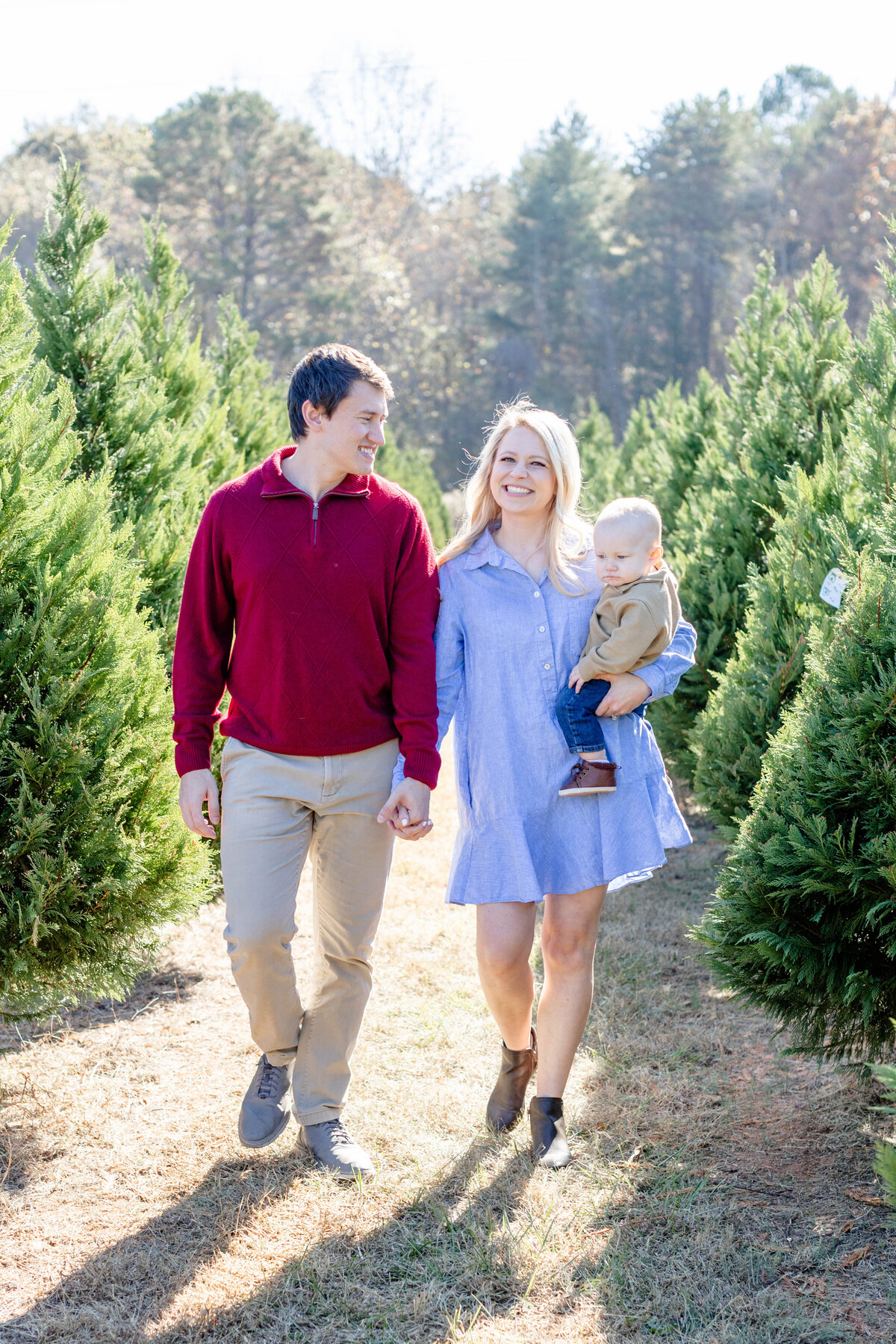 ChristmasTreeFarmMiniSessionGreenvilleSCJennyMacyPhotography-KellyB-42