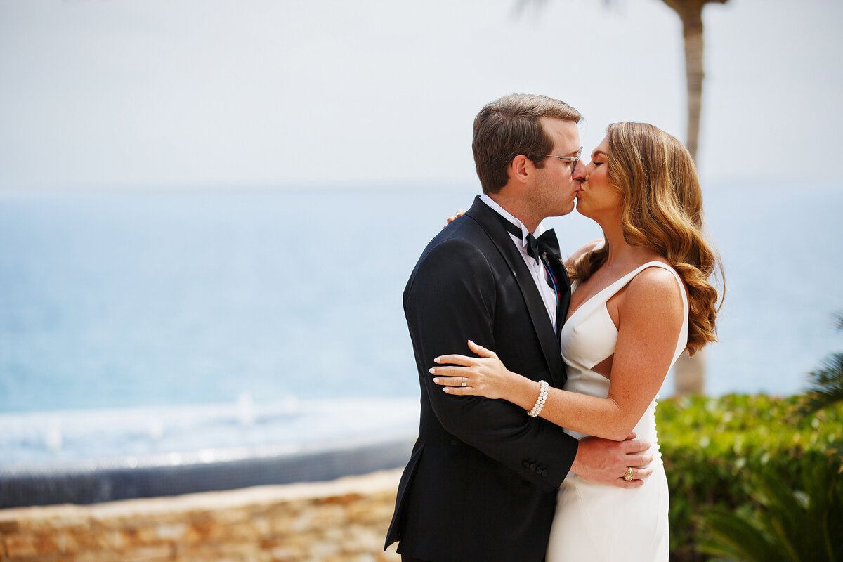 Destination wedding to Acre in Cabo