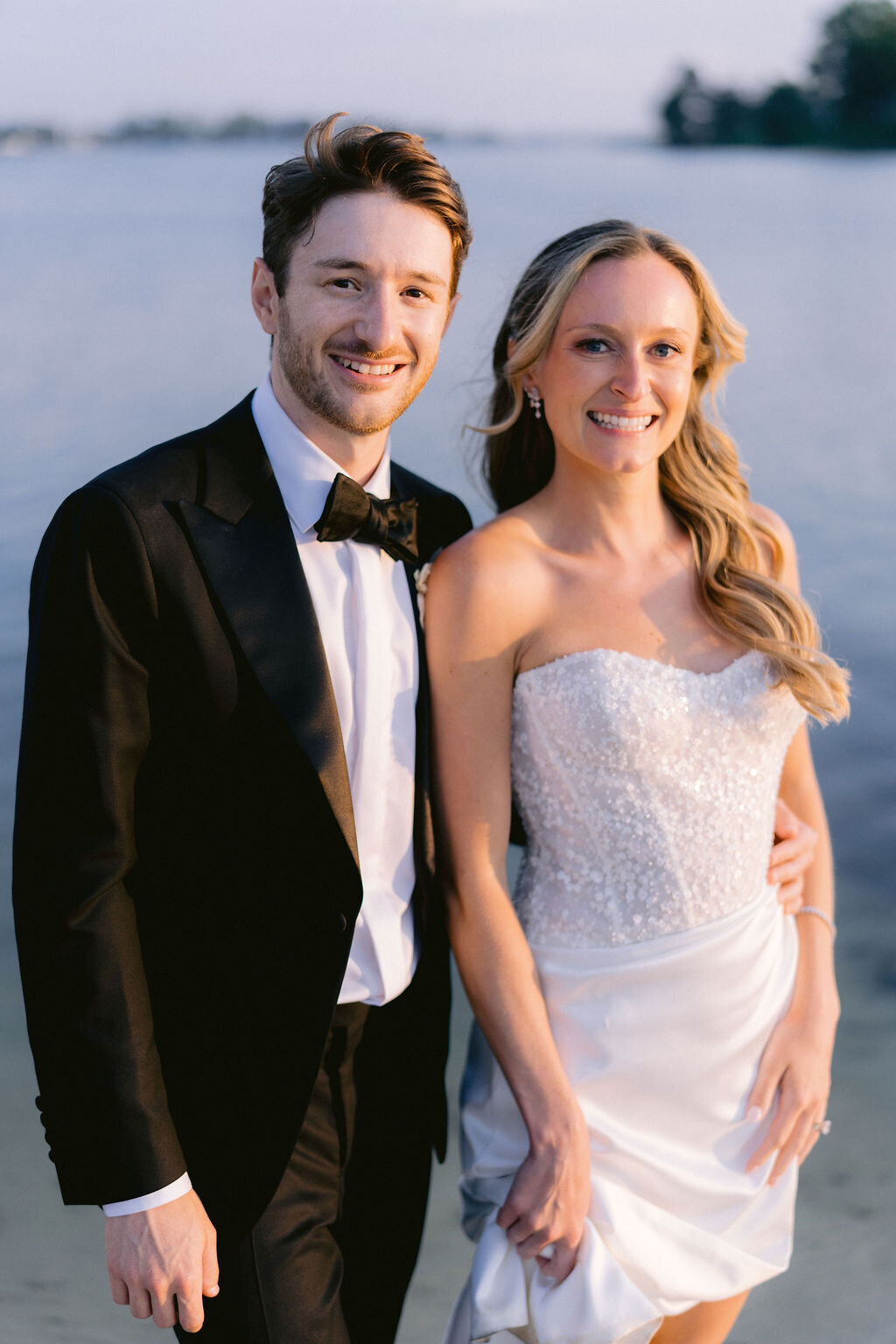 NikkiSanterre_EastCoastLuxuryWeddingPhotographer_TidesInnWedding_Katie&Greg-305