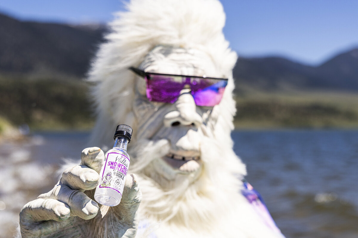 Shanna-Mae-Photography-Montana-Photographer-Business-Brand-Lifestyle-Beverage-Product-Distillery-Snowcrest-Vodka-013
