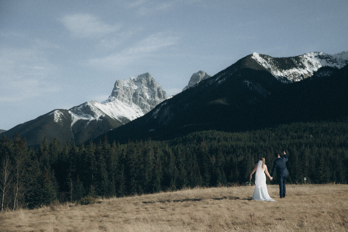 vpc-canmore-spring-elopement-79