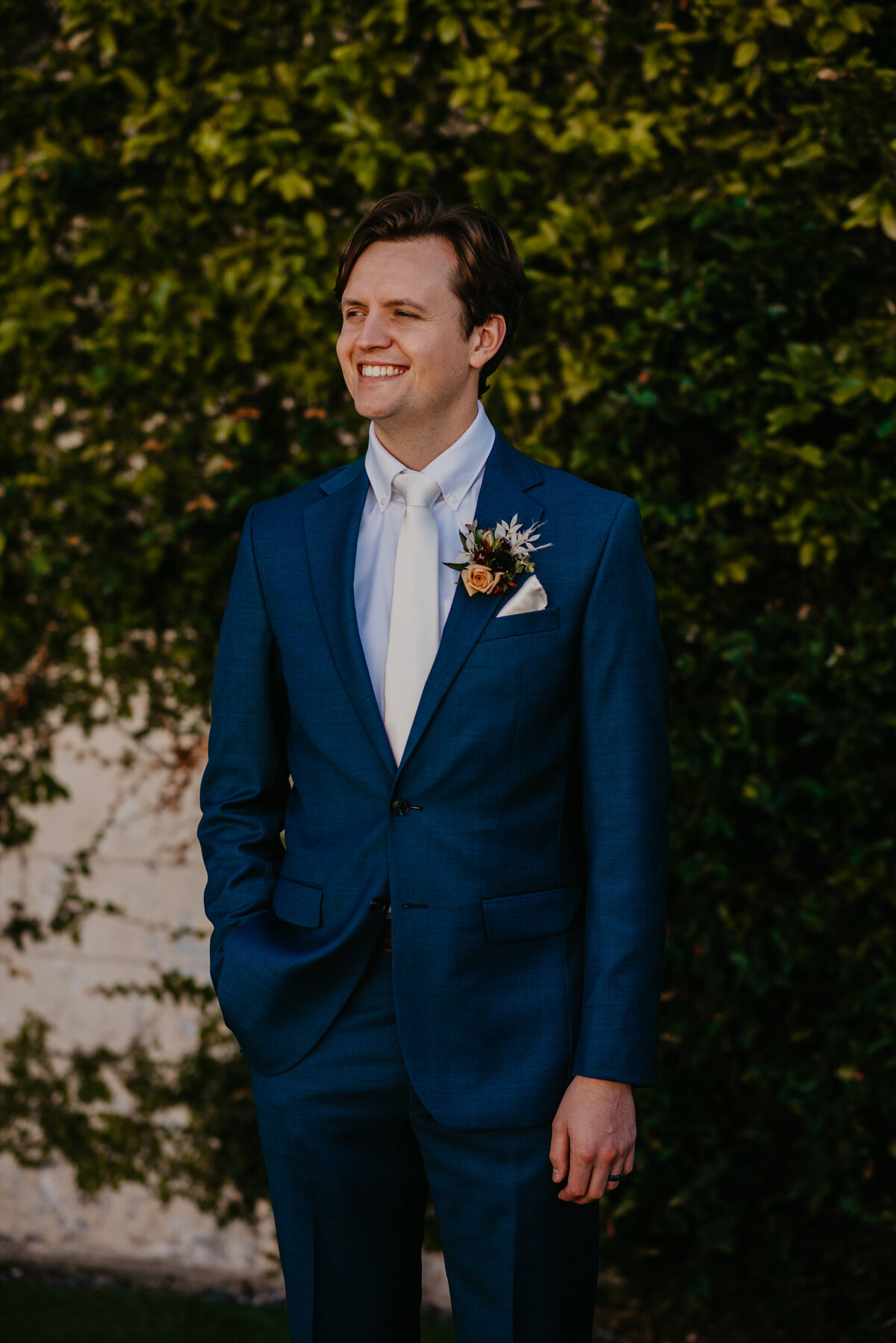 mariah-lacy-photo-tampa-elope-green-bench-chantilly-chic-celebrations-4