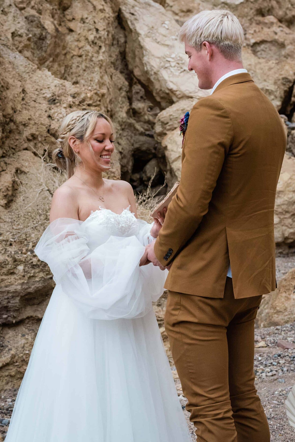 death-valley-desert-elopement-wedding-activities-and-ideas10-Soul-and-Sky-Weddings