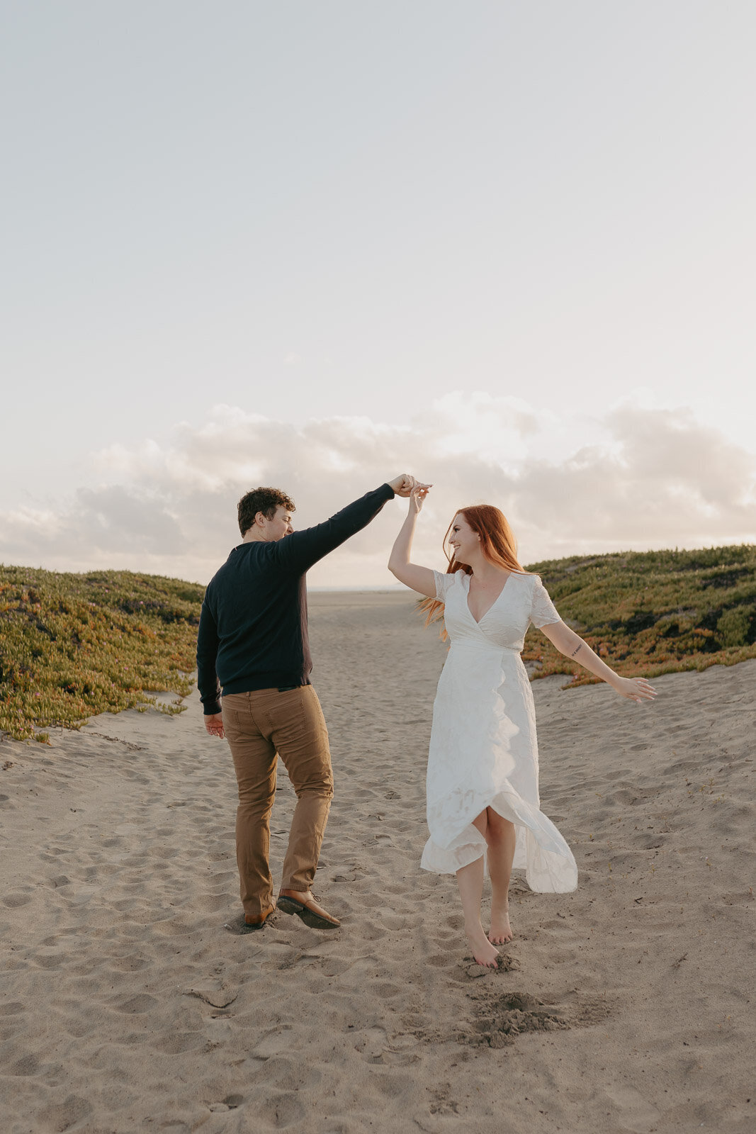Lexx-Creative-Coronado-Beach-Dunes-Engagement-9