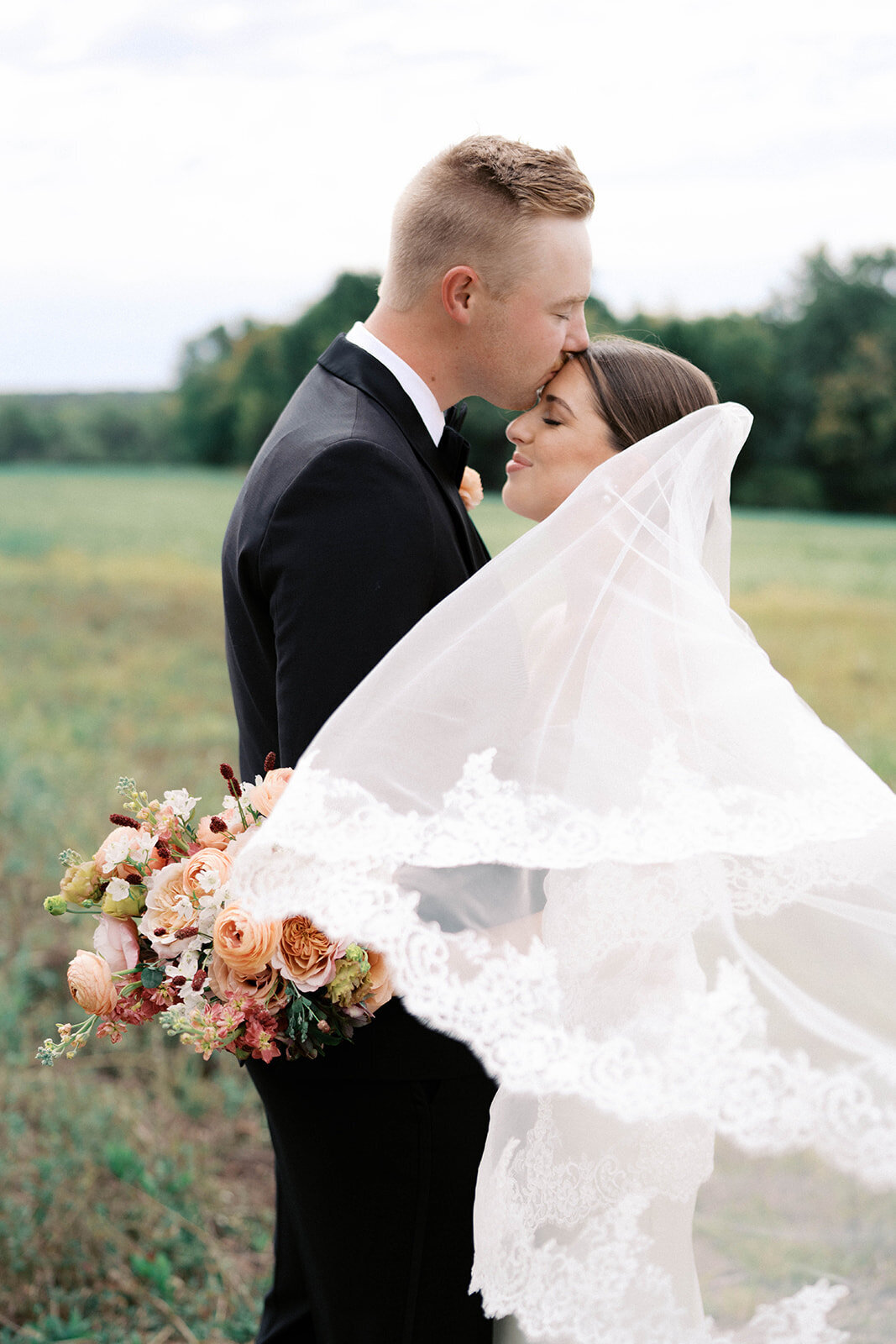 St. Louis Wedding Photographer101