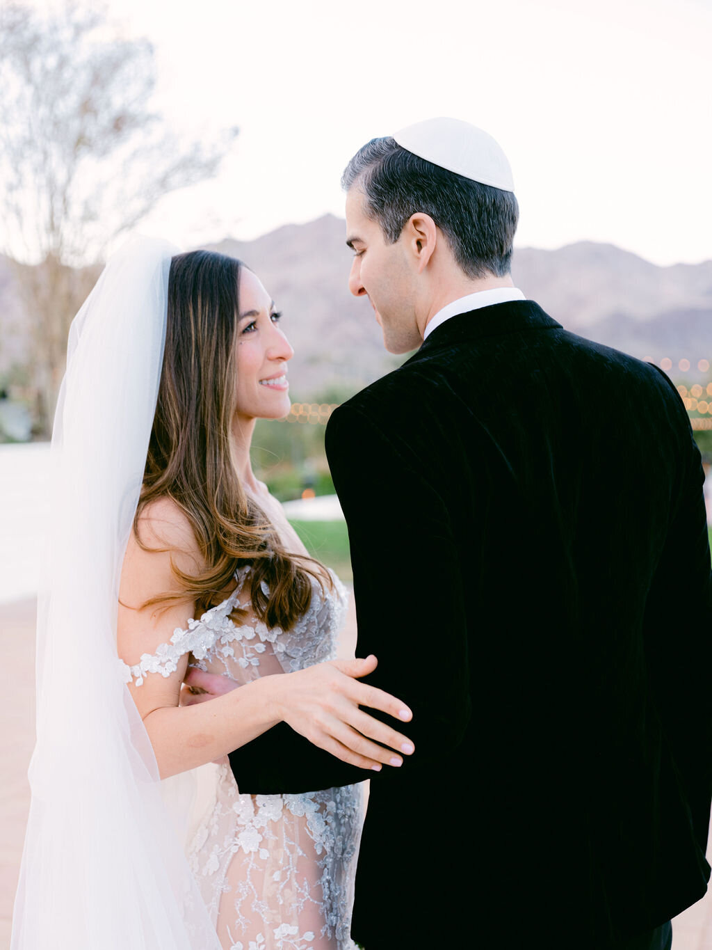 ARIELAANDMARK_PALMSPRING_KEMPAVILLAWEDDING_SALLYPINERA_-979