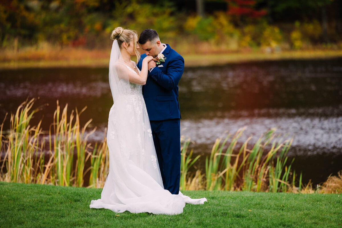 Lake_House_CT_Fall_Wedding-2