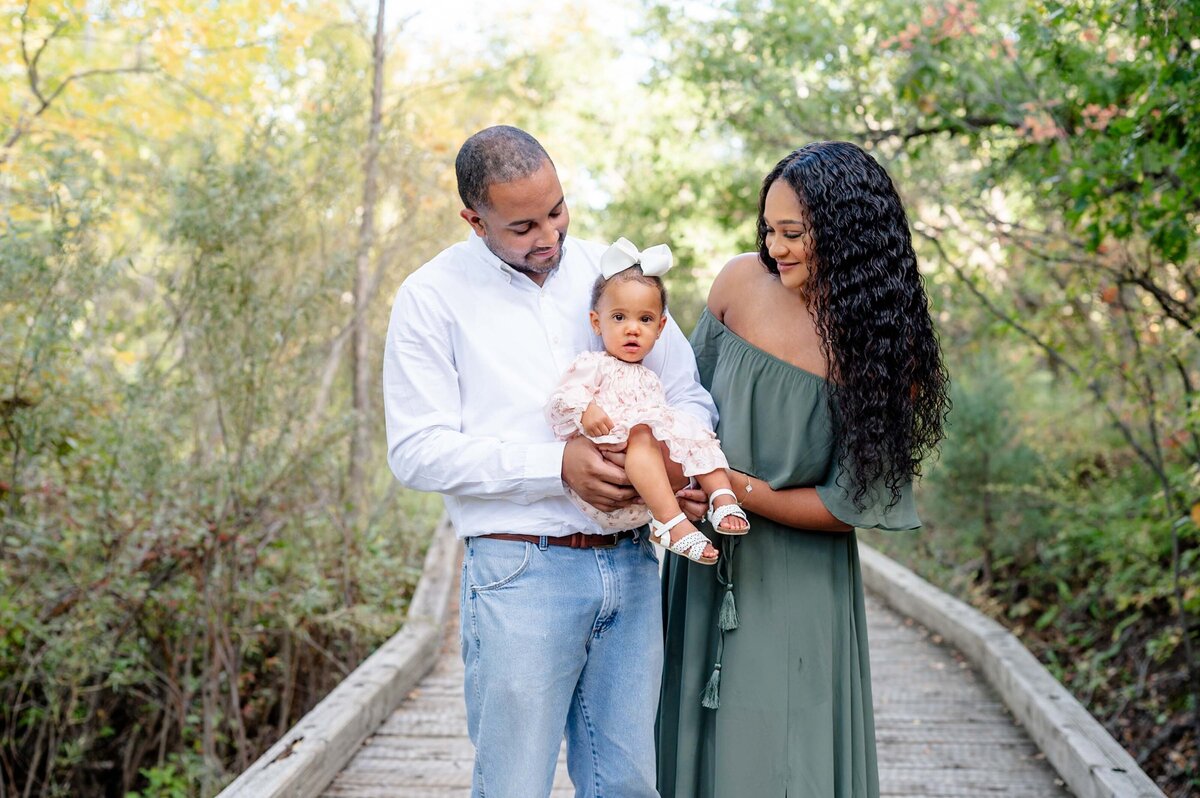 Colorado-Springs-CO-fall-mini-session-Magnolia-and-Grace-Photography-Co-WyvolynC# (1)-5
