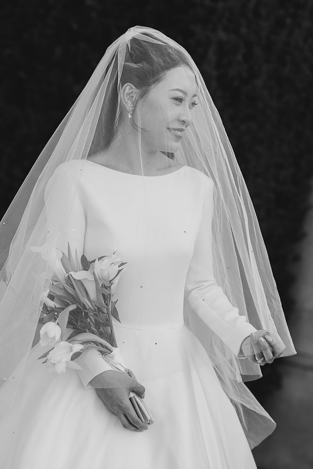 GabrielleRosePhoto-AnnHunkiCeremony-214