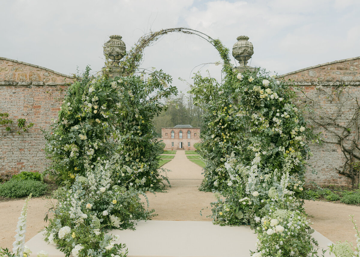 Corrie-Wilf-Wedding-Yester-Estate-Chloe-Winstanley-Photography-226