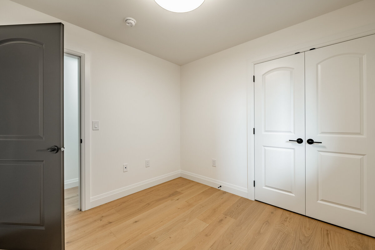 112 E 19th Ave-44