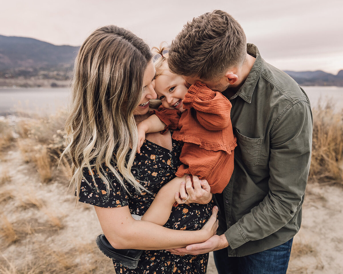 Penticton Okanagan British Columbia Maternity Photographer 12