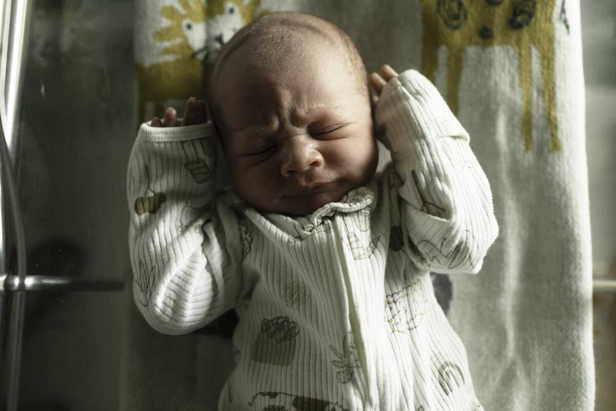 dfw-newborn-birth-photographer-chunky-monkey-1
