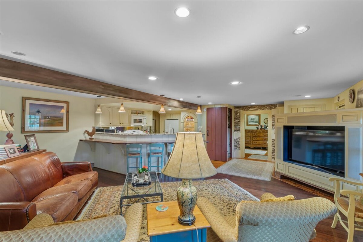 74-Vincent & Morgan RE Media_3646 Meadow View Rd, Manheim, PA-74