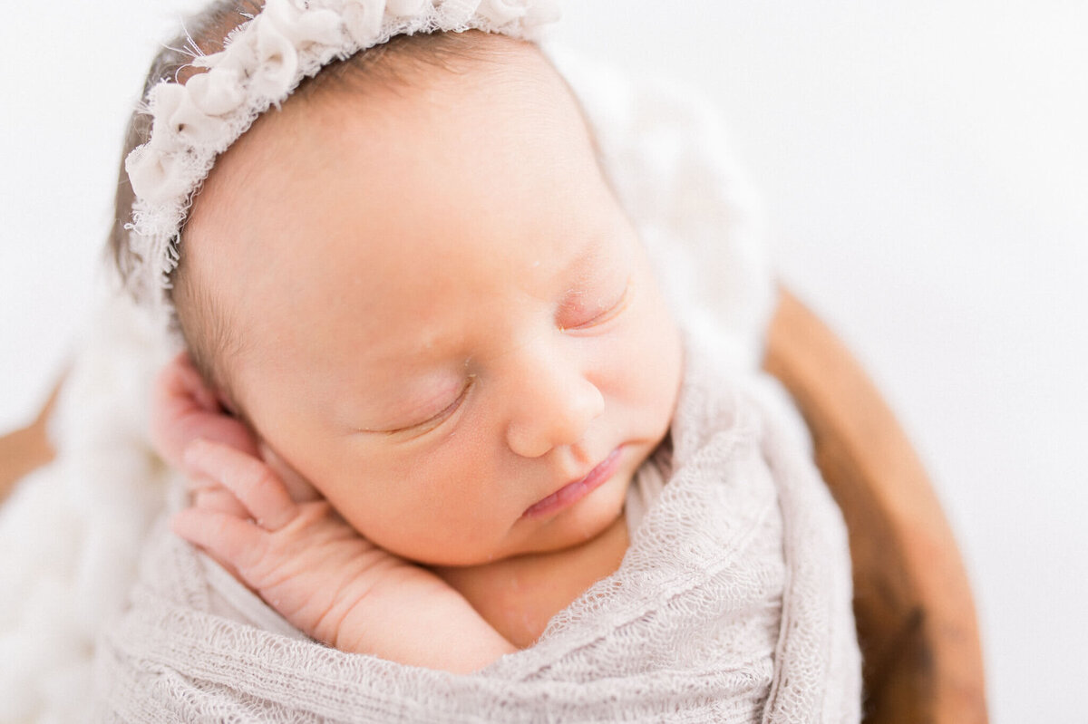 Niagara-Newborn-Photography-17