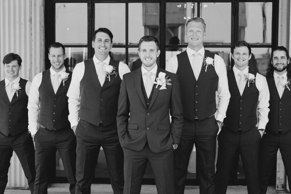 summer-rustic-blue-gin-wedding-25