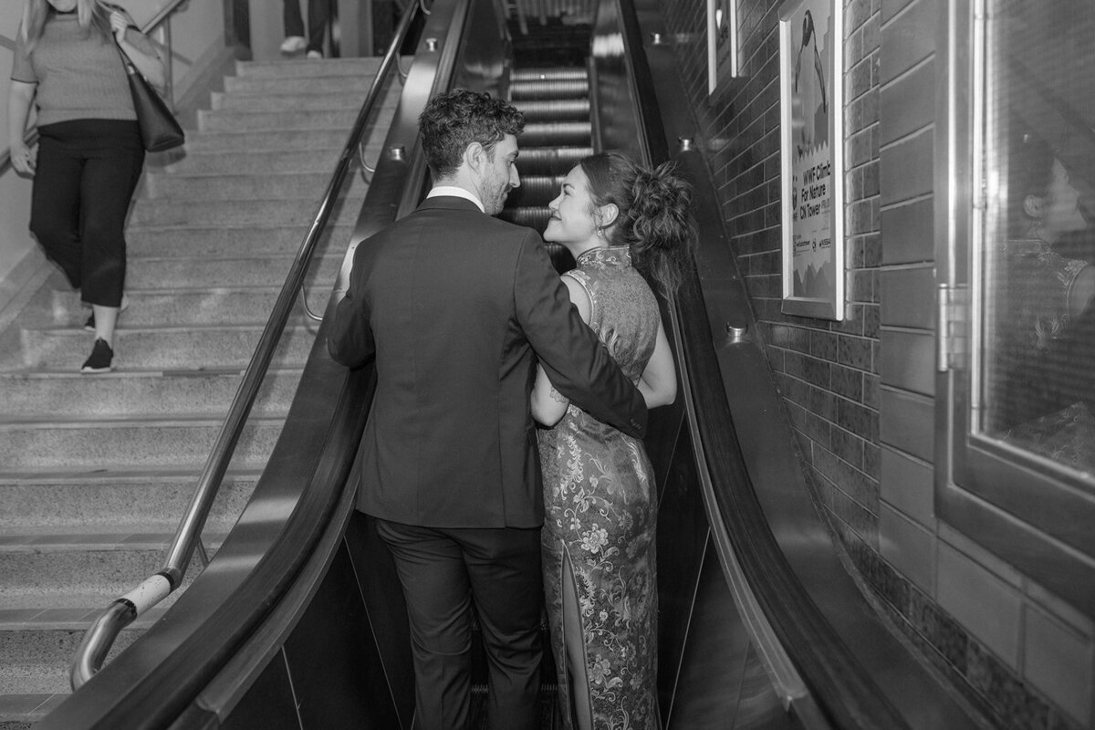 toronto-city-elopement-city-hall-ttc-subway-sugar-beach-fun-romantic-sumer-wedding-2803