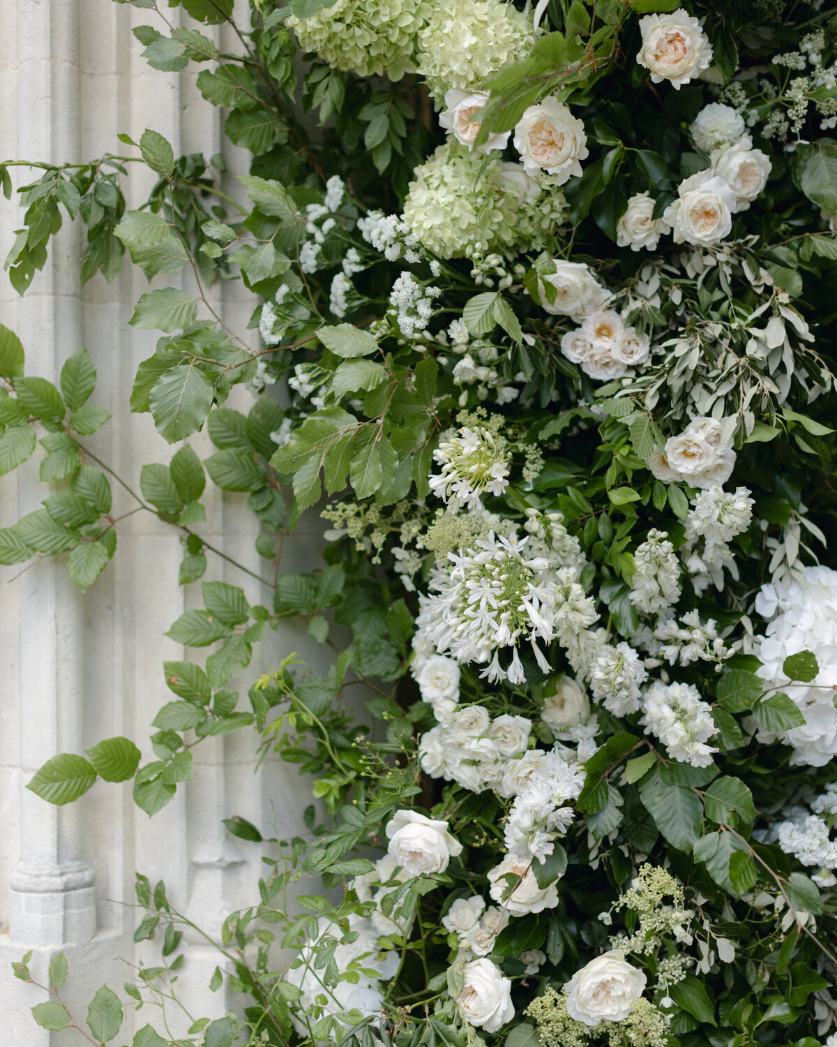 Chateau-de-Grand-Luce-wedding-florist-Floraison16