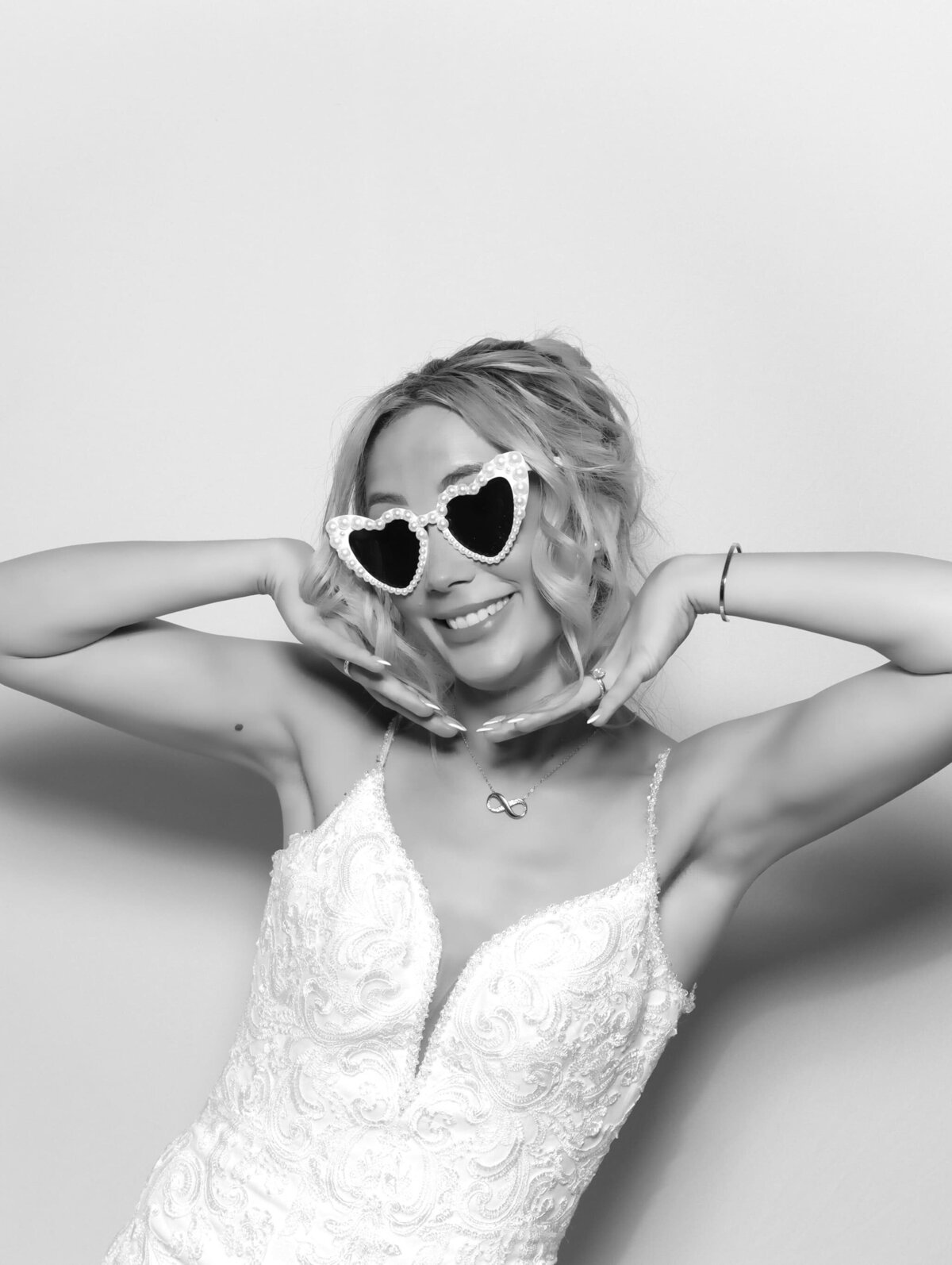 photobooth_london_essex_weddings_14