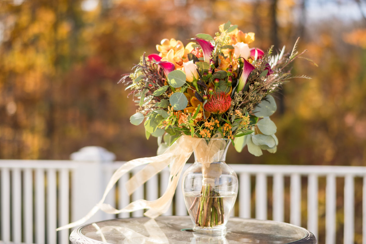 wedding bouquet with autumn colours