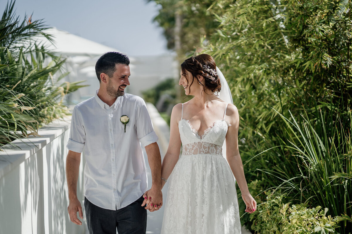 20-09-29 - Sarah & Adam FB-50